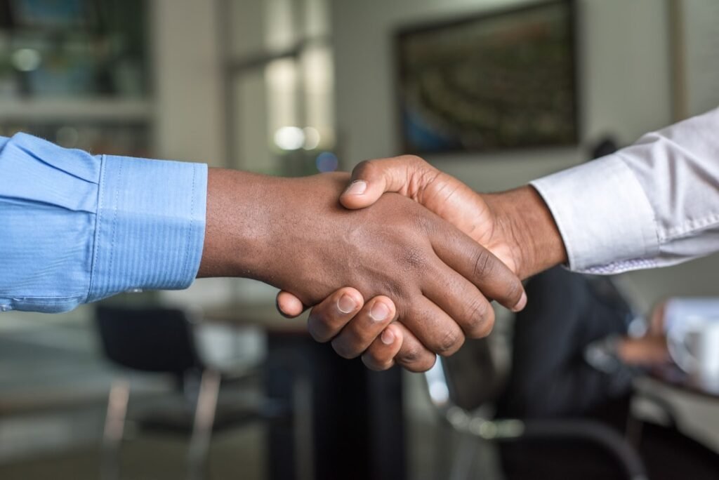 Trusted Homeowner Lead Data Provider - business handshake